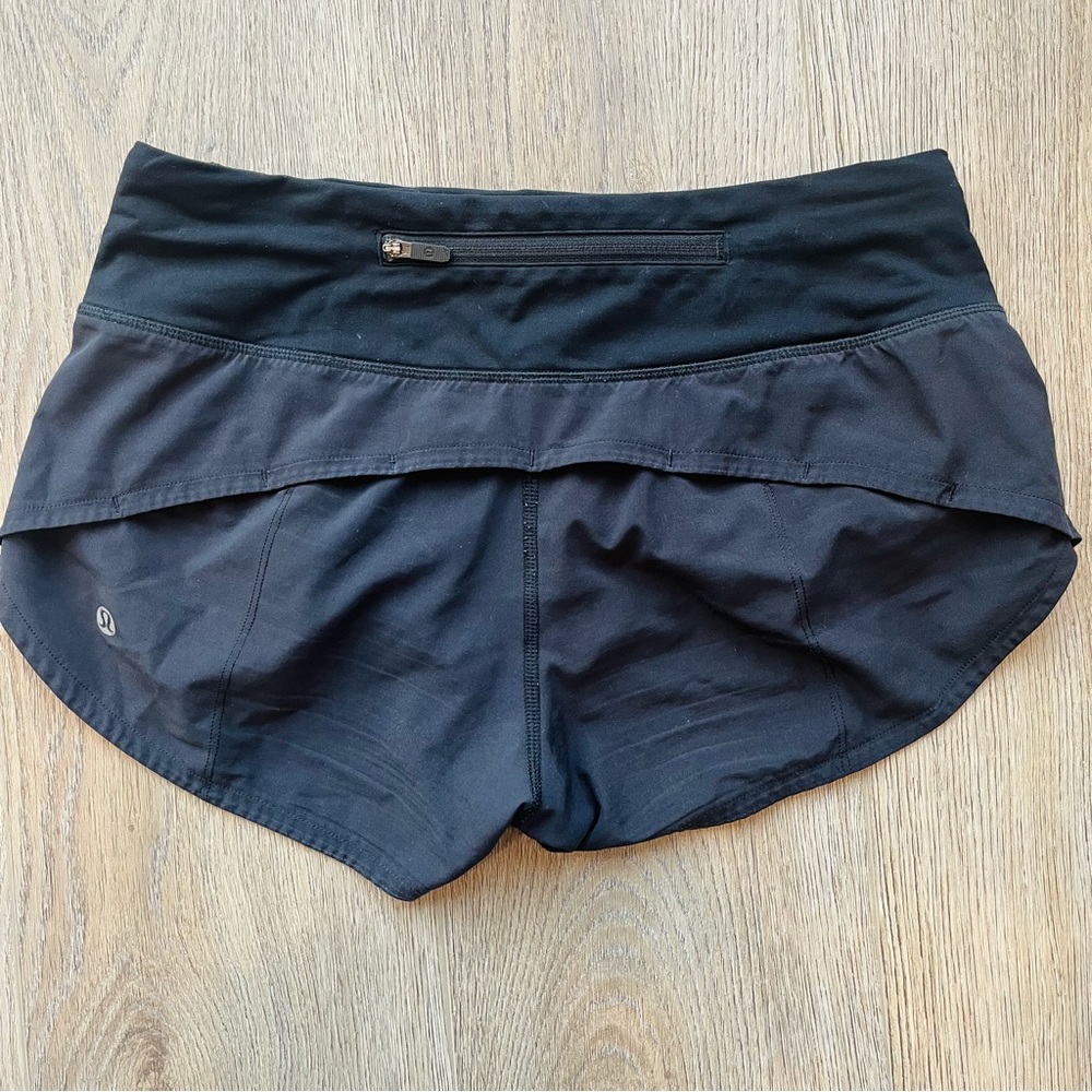 black speed up shorts